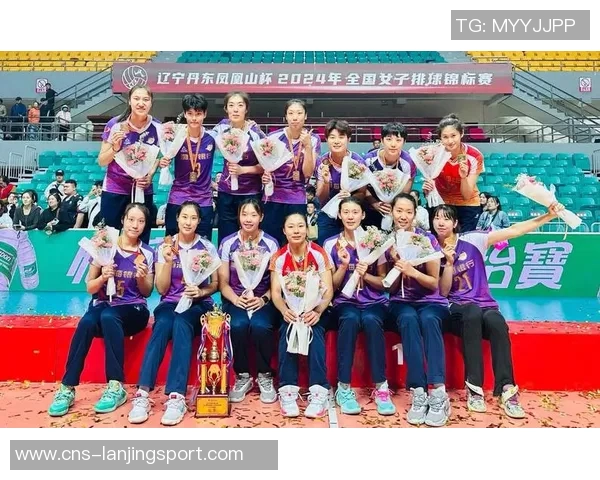 天津女排与江苏女排巅峰对决谁能在激烈赛场中笑到最后